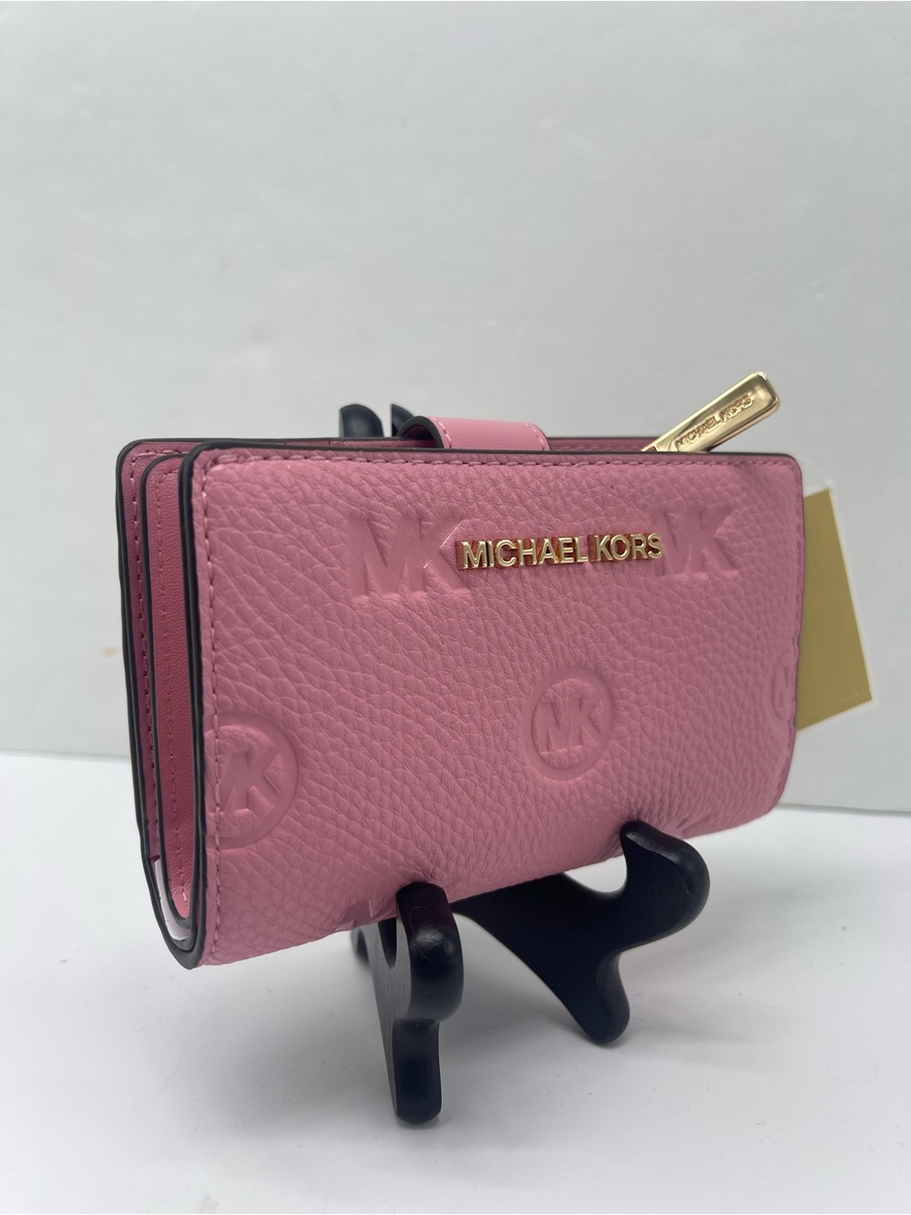 Michael KORS Jet Set Travel Md Zip CN Logo Debossed Bifold Wallet
Carnation 
NWT - Picture 2 of 16